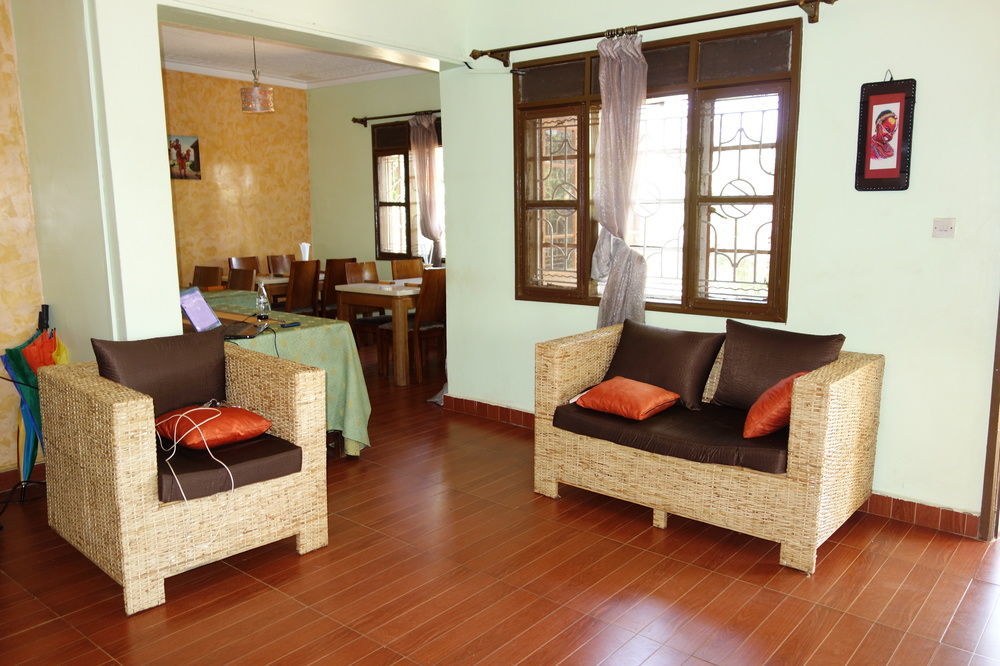 Bridgeway Guest House Jinja Exterior foto